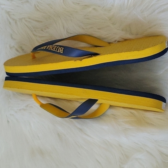 Neet Feet Buena Vista yellow and blue flip flops NWOT - Picture 5 of 8